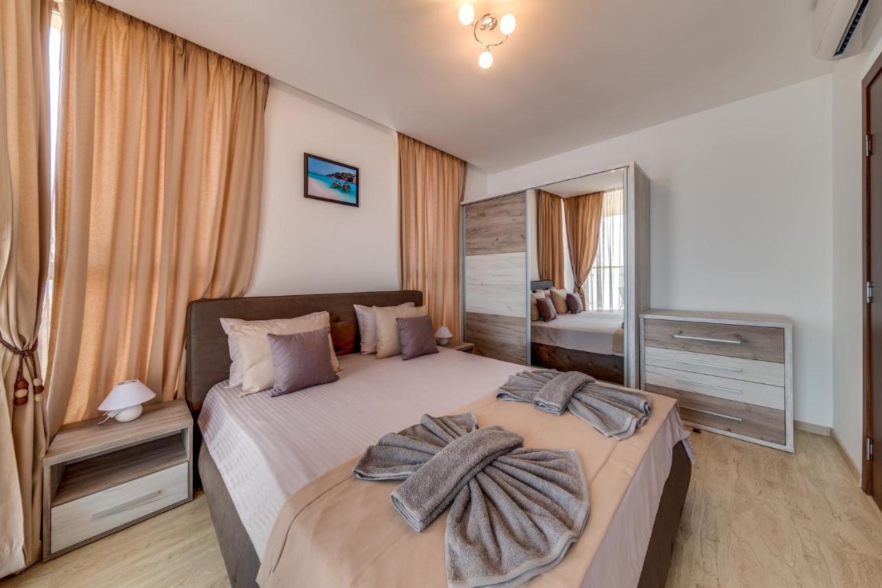 رافدا Apartcomplex Golden Bay المظهر الخارجي الصورة