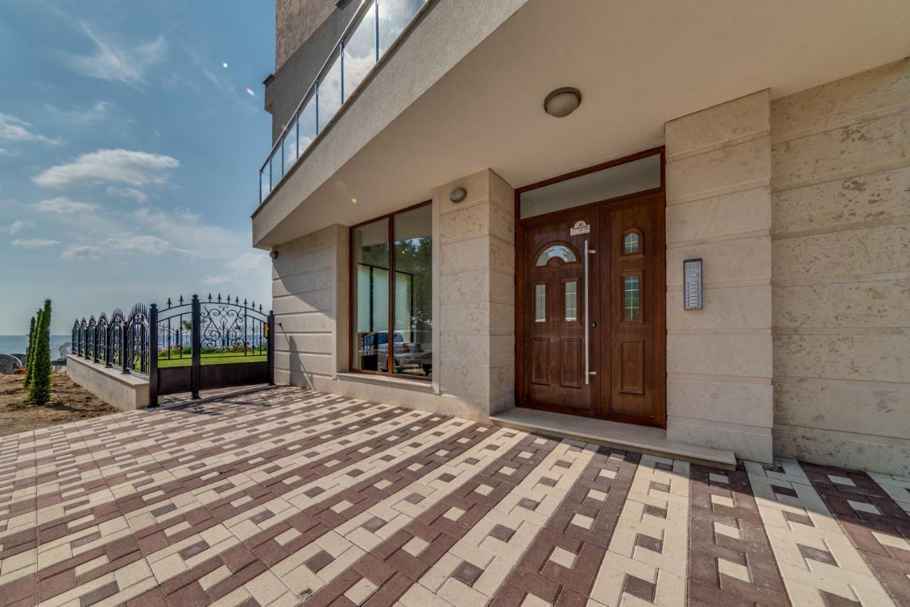 رافدا Apartcomplex Golden Bay المظهر الخارجي الصورة
