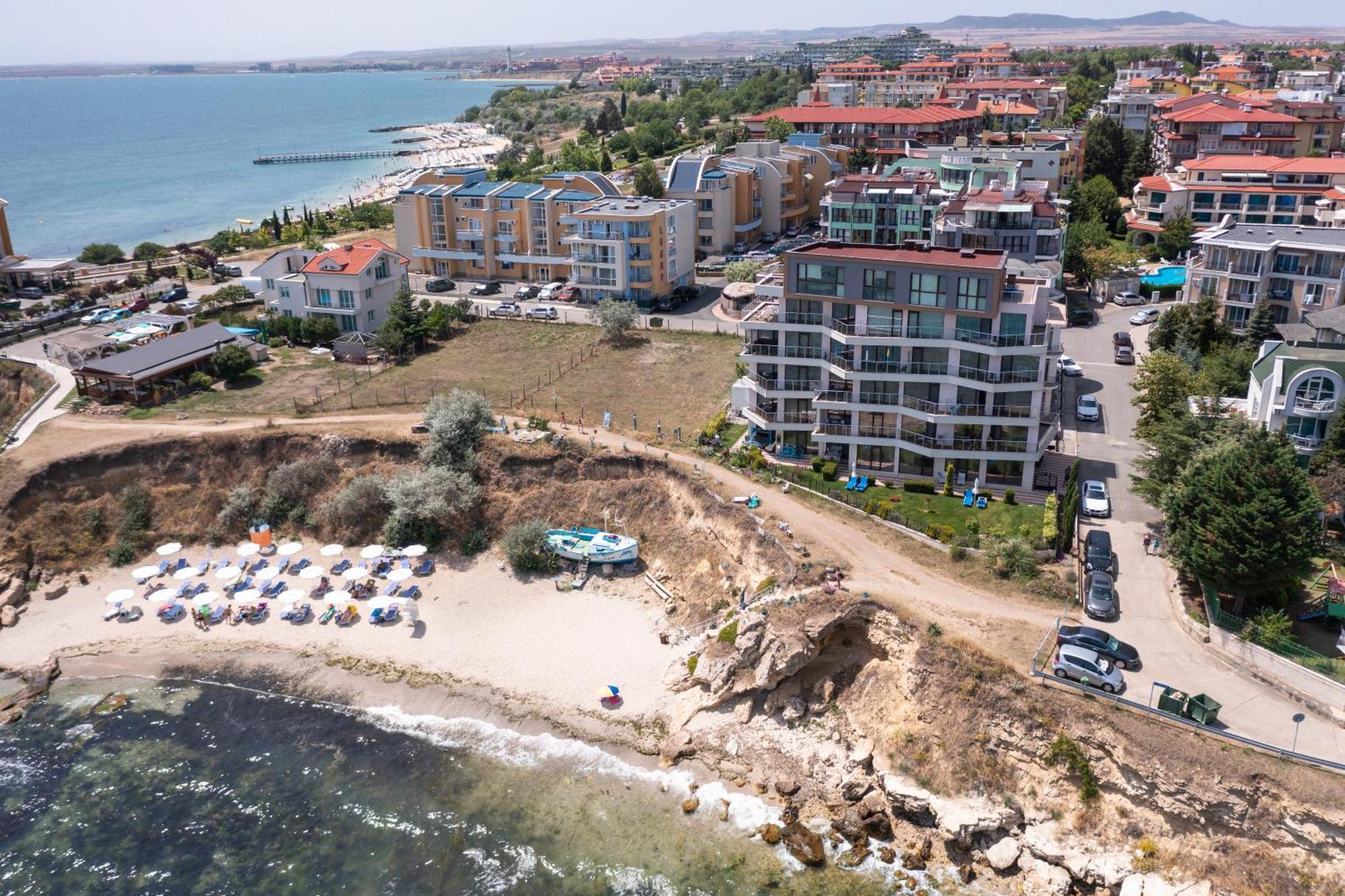 رافدا Apartcomplex Golden Bay المظهر الخارجي الصورة