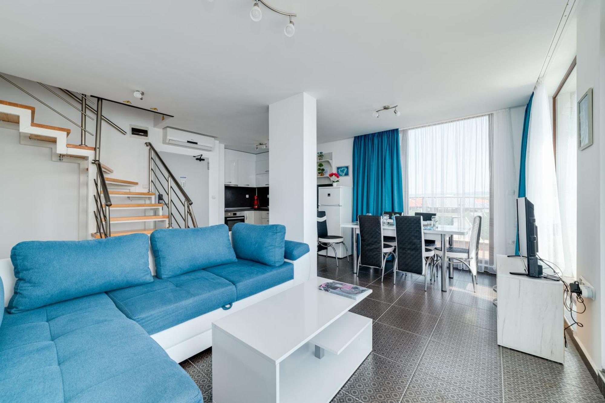 رافدا Apartcomplex Golden Bay المظهر الخارجي الصورة