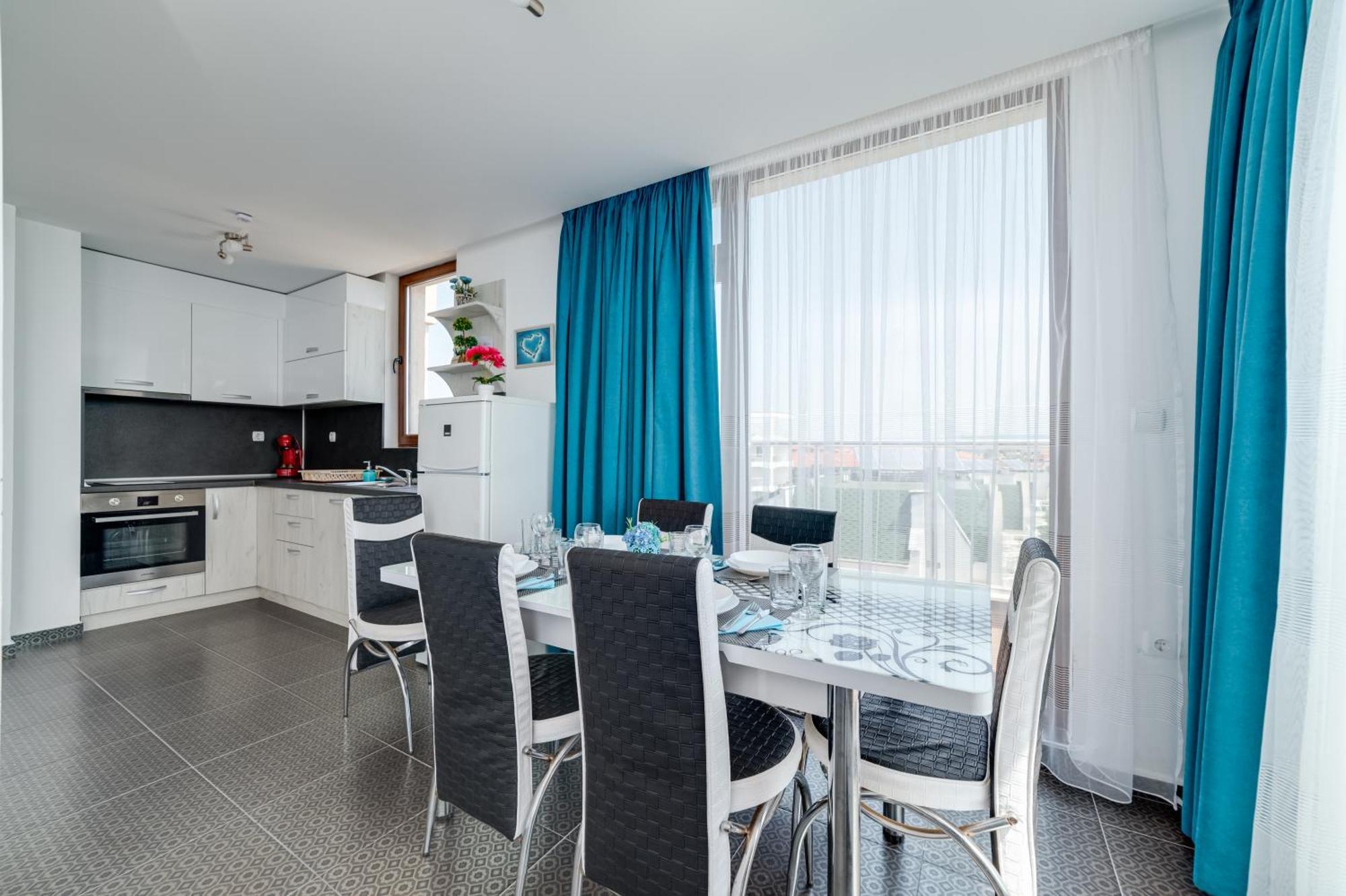 رافدا Apartcomplex Golden Bay المظهر الخارجي الصورة