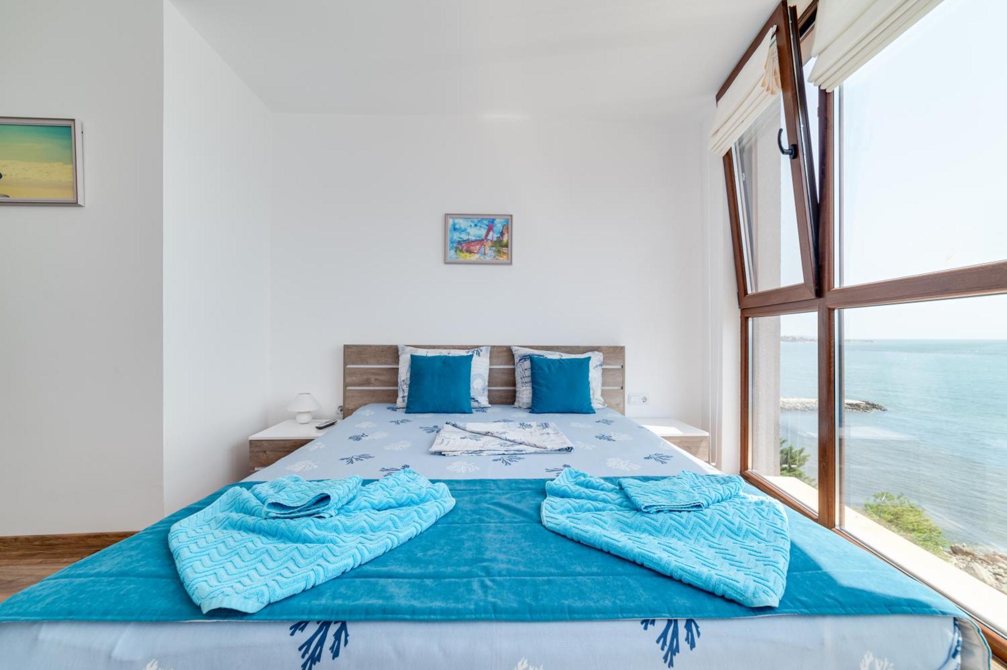 رافدا Apartcomplex Golden Bay المظهر الخارجي الصورة