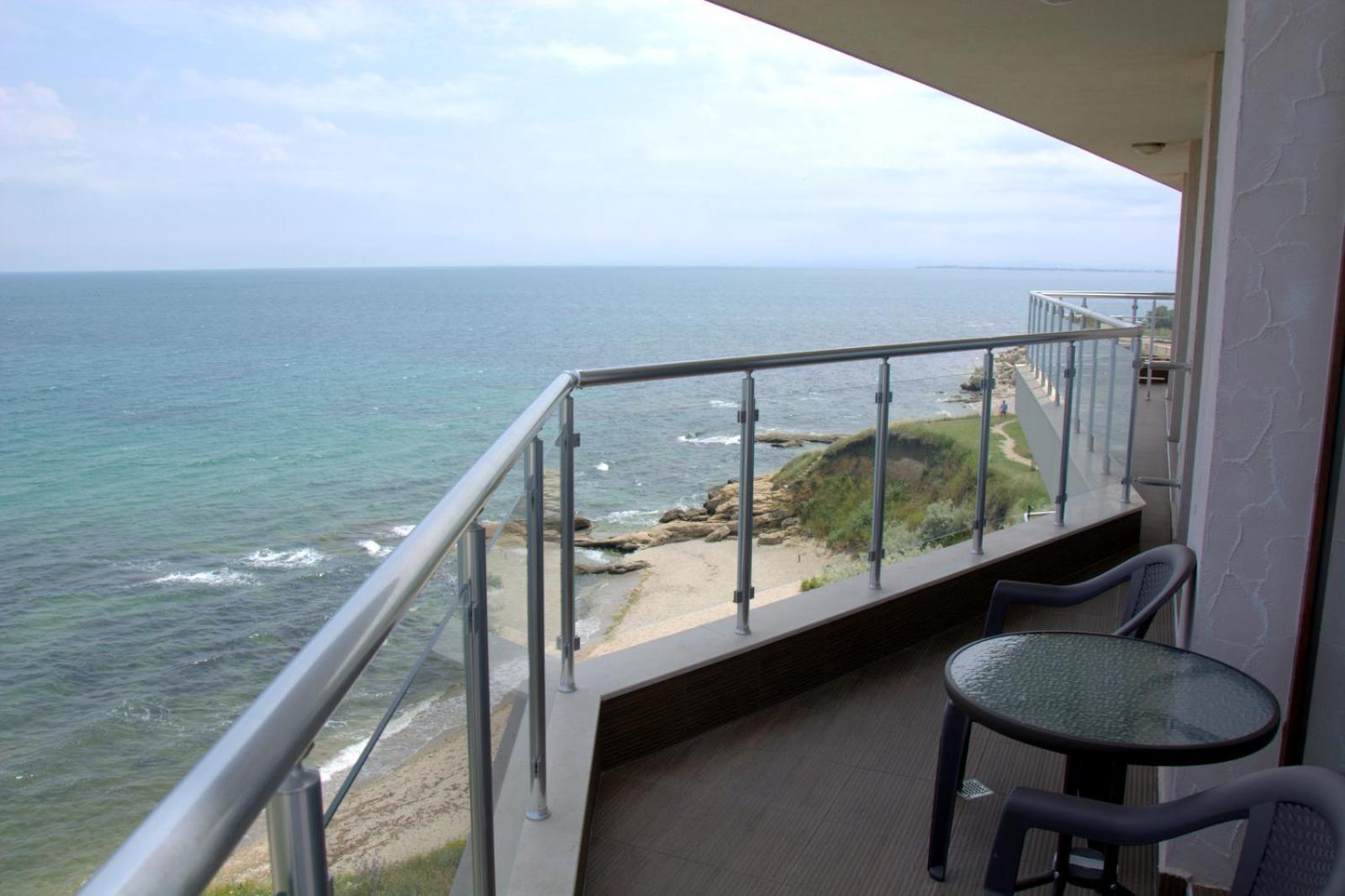 رافدا Apartcomplex Golden Bay الغرفة الصورة